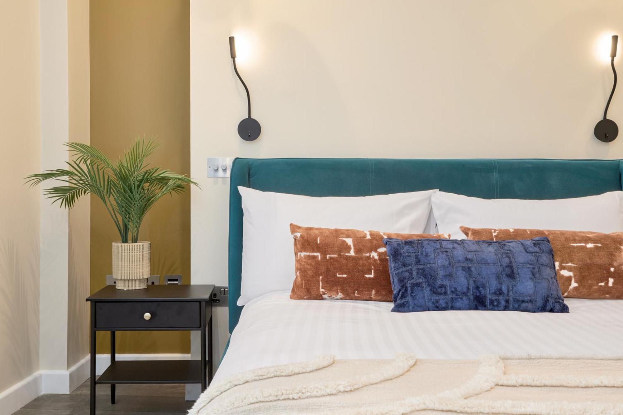 Be London - The Chinatown Residences Екстер'єр фото